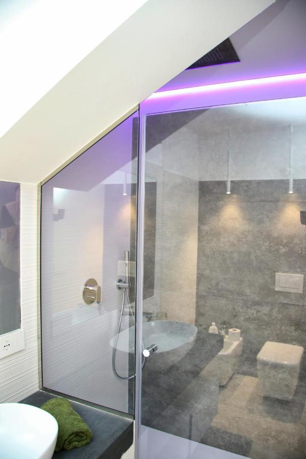 En Suite Bedroom Blue Moon Piano di Sorrento Bagian luar foto