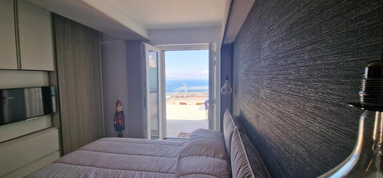 En Suite Bedroom Blue Moon Piano di Sorrento Bagian luar foto